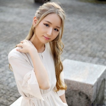 藤岡ひな