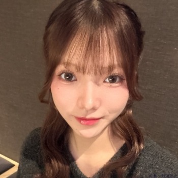 霧島りあ