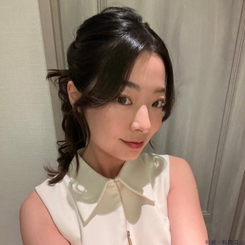 あいな