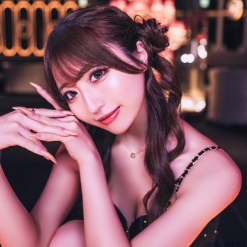 皐月めい