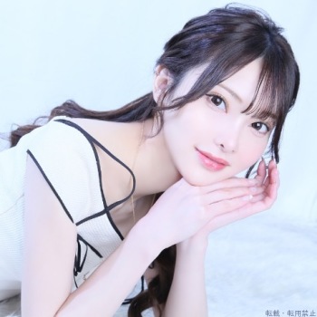 あやな
