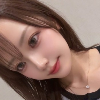 ももな