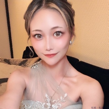 エミリ