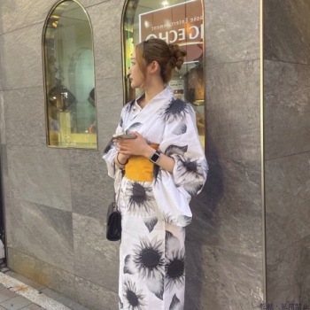 天星りせ