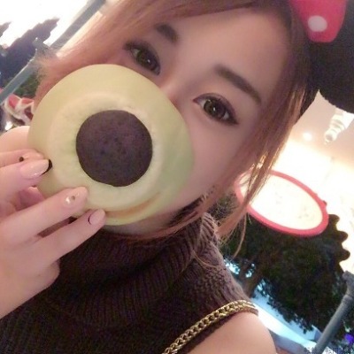 瞳