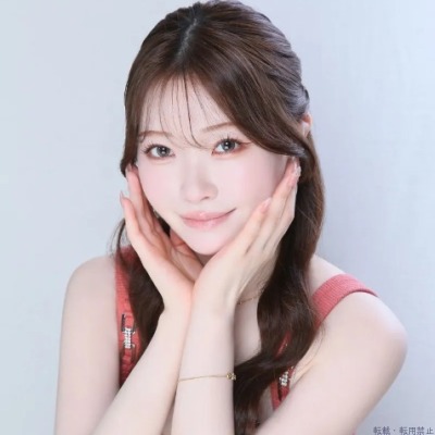 白咲りさ