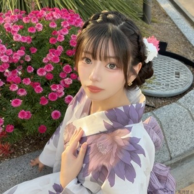 華咲えれな