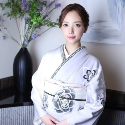 優希かんな