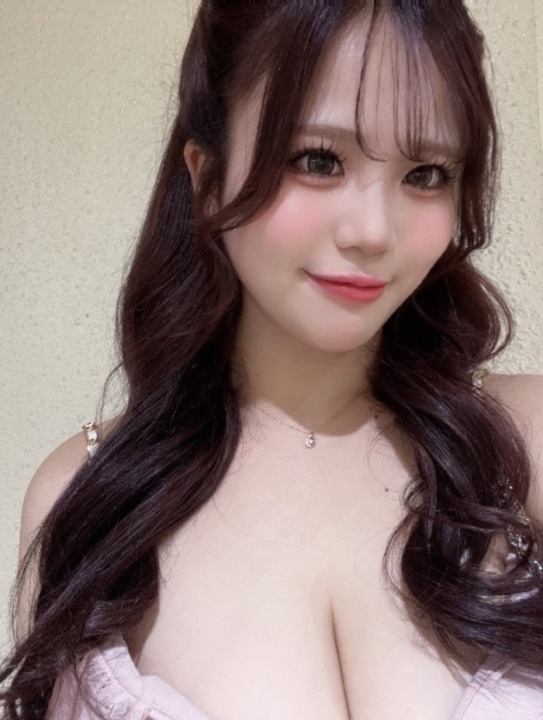スライドしてみてください💕美女たくさん❤️