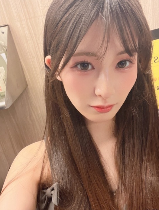 美女溢れる..えみりさん