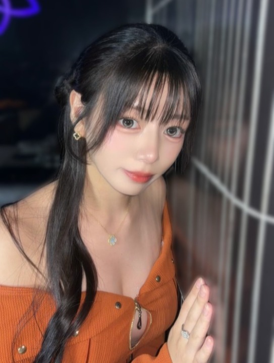 えれなさん
