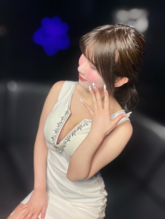 【昼の部】しほりさん ☆本日出勤☆