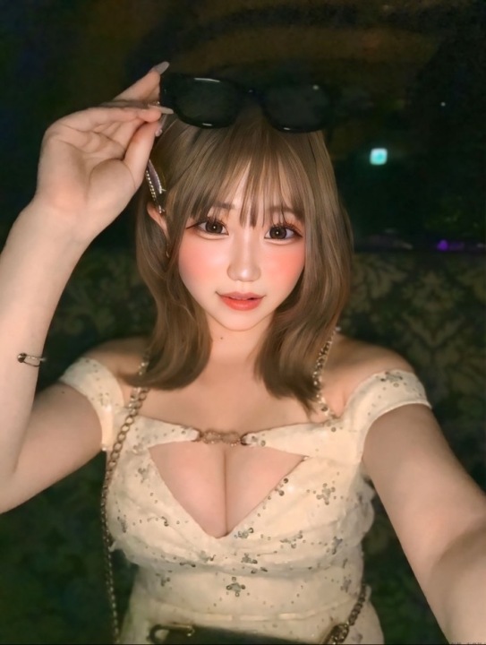 スライドしてみてください💕美女たくさん❤️