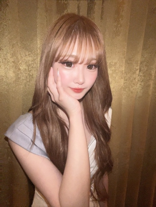 ✨唯月あや✨10/31出勤