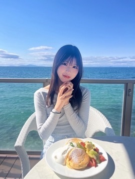 9/15(火)白咲りほさん出勤です