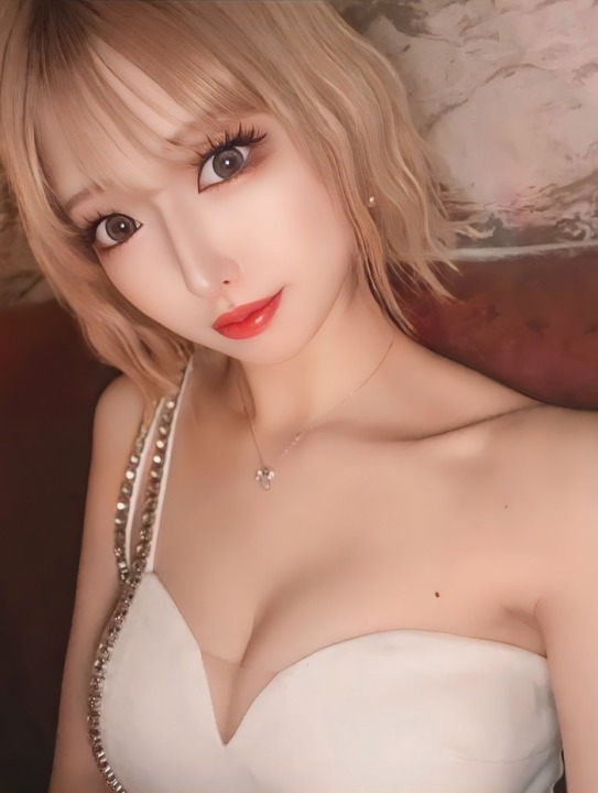 新城　ゆあ