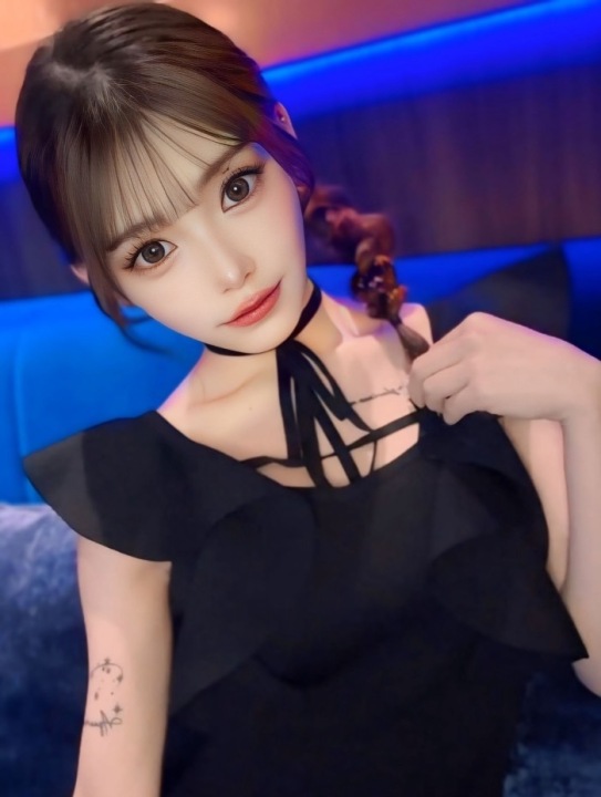 れいなさん