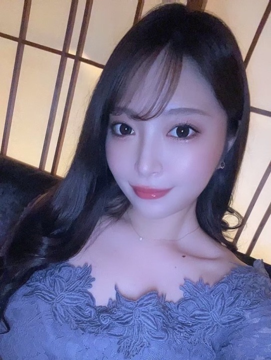 4/4(土)あやさん出勤です