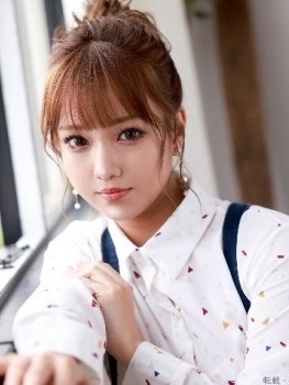 星乃あおい