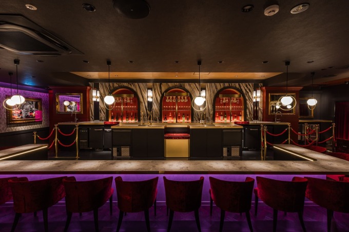 B4 仙台店内イメージ写真